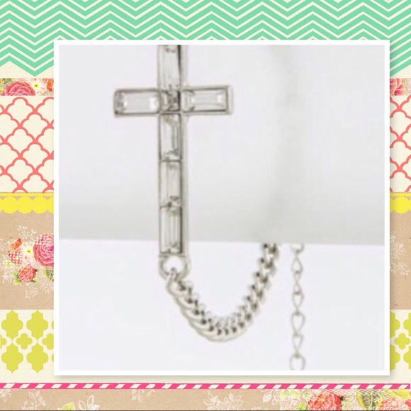 Crystal/SilverCross Bracelet - Picture 5 of 7